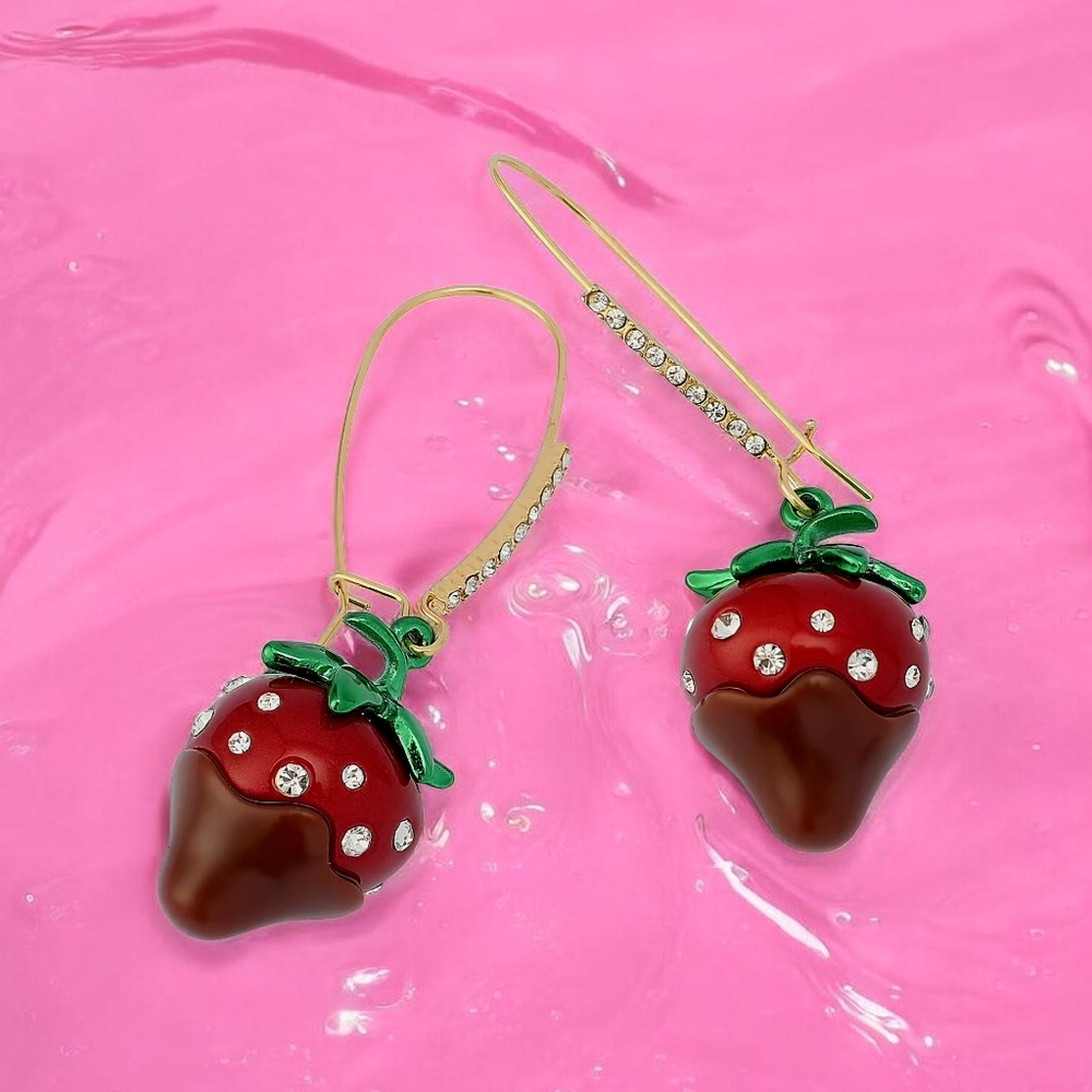 NEW Betsey Johnson Love Spell Chocolate Strawberry Dangle Drop Earrings NWT - Picture 3 of 7